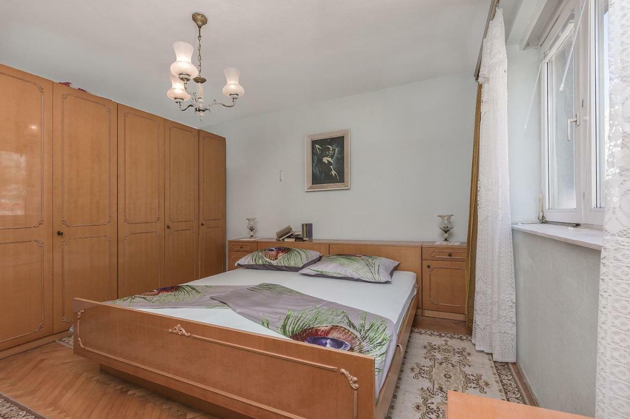 Apartment Nansy 奥米什 客房 照片